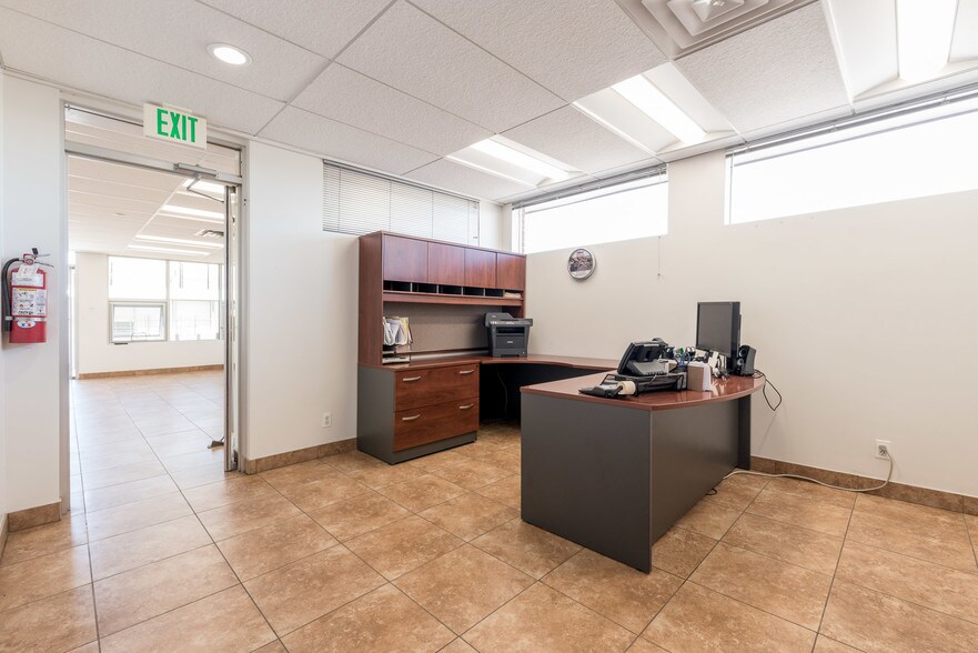 More Photos Of 7070 Smith Rd, Denver Warehouse For Sale