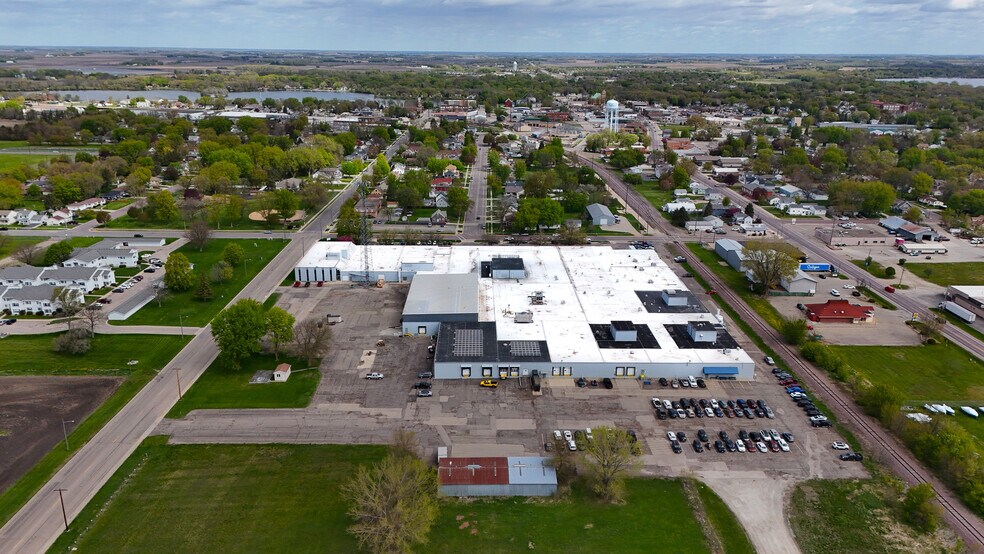 More Photos Of 299 Johnson Ave, Waseca Industrial For Lease