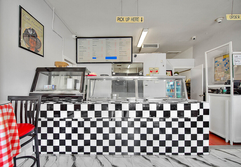 More Photos Of 14901 S Western Ave, Gardena Freestanding For Lease