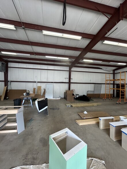 More Photos Of 205 Fleming St, Williamsport Self Storage For Lease