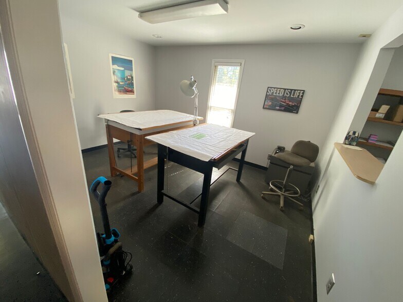 More Photos Of 2161 Pendley Rd, Cumming Industrial For Sale