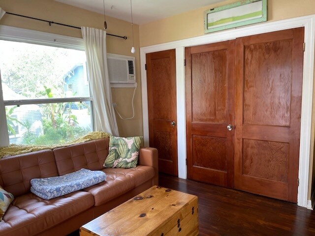 More Photos Of 240 20th Ave, Saint Petersburg Apartments For Sale