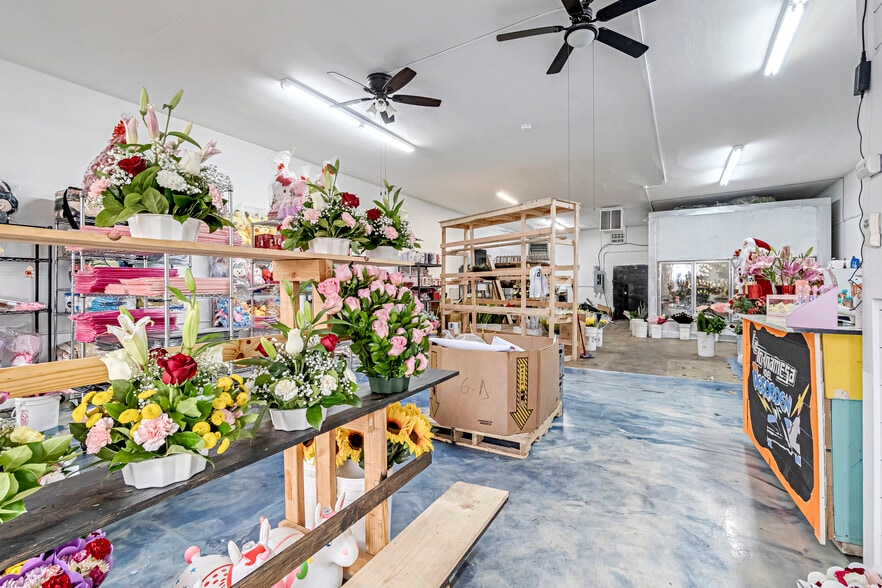 More Photos Of 3626 E Cesar Chavez Blvd, Fresno General Retail For Sale