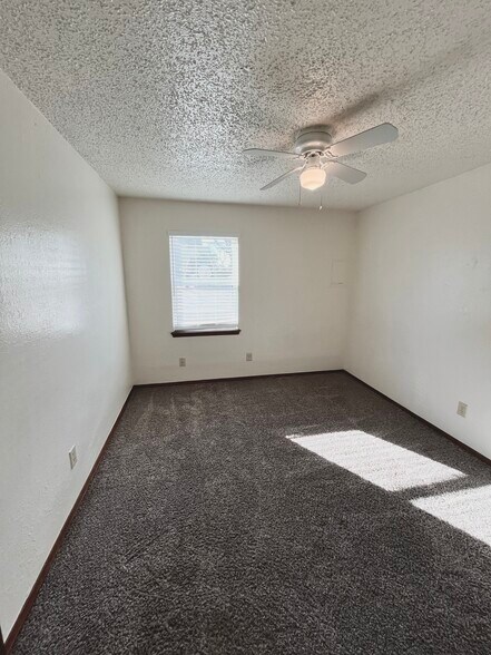 More Photos Of 312 Chalmette Dr, Norman Apartments For Sale