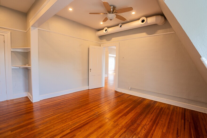 More Photos Of 2105 River Blvd, Jacksonville Apartments For Sale