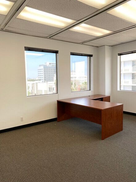 More Photos Of 555 E Ocean Blvd, Long Beach Office For Sale