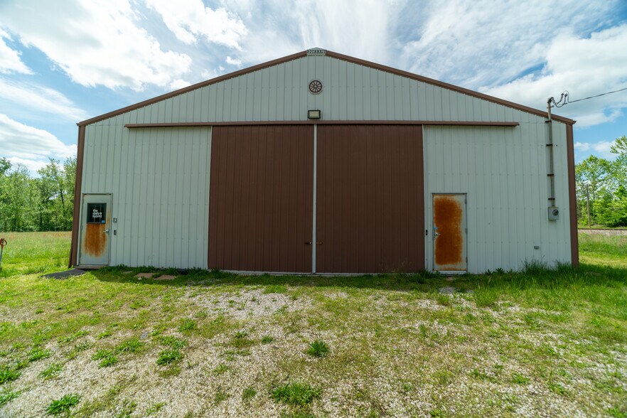 More Photos Of 337 W Main St, Eureka Land For Sale