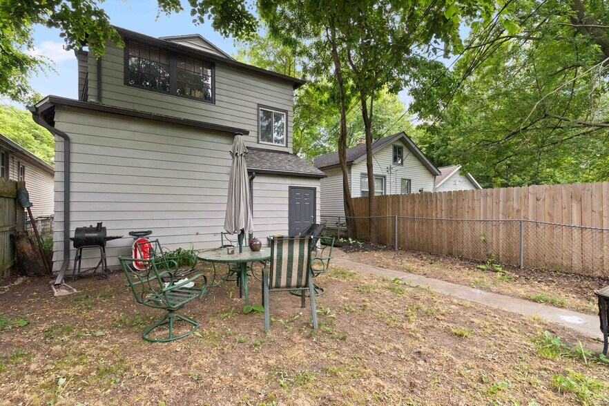 More Photos Of 1785 Channing St, Ferndale Apartments For Sale