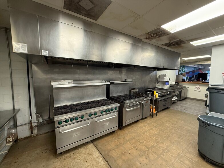 More Photos Of 123 N Main St, Fountain Inn Storefront For Lease