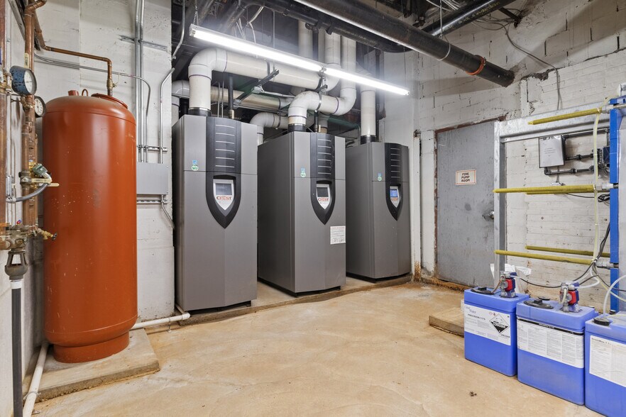 More Photos Of 955 Main St, Bridgeport Multifamily For Sale