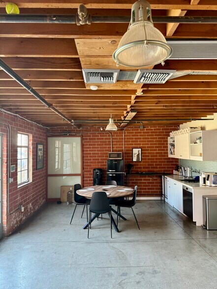 More Photos Of 8500 Steller Dr, Culver City Loft Creative Space For Lease