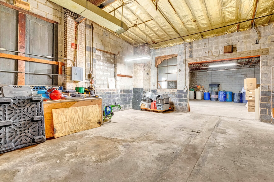 More Photos Of 1505 Brook Rd, Richmond Warehouse For Sale