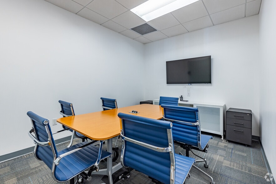 More Photos Of 121-189 S Orange Ave, Orlando Office Residential For Lease