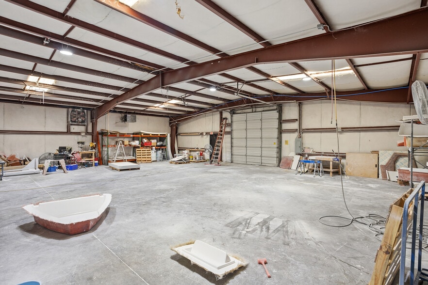 More Photos Of 554 Old Roberts Rd, Benson Warehouse For Sale