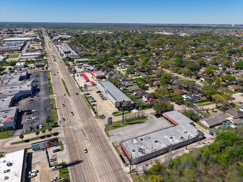 More Photos Of 13660-13670 Westheimer Rd, Houston Auto Repair For Sale