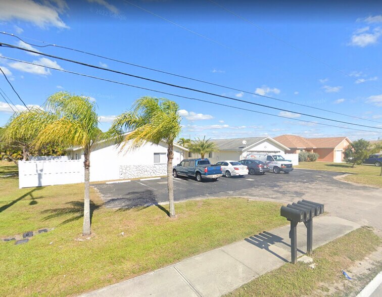 More Photos Of 403 Hancock Bridge Pkwy, Cape Coral Apartments For Sale