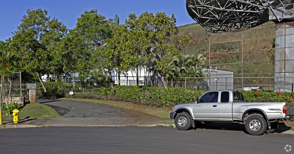 More Photos Of 96-1402 Waihona Pl, Pearl City Industrial For Sale