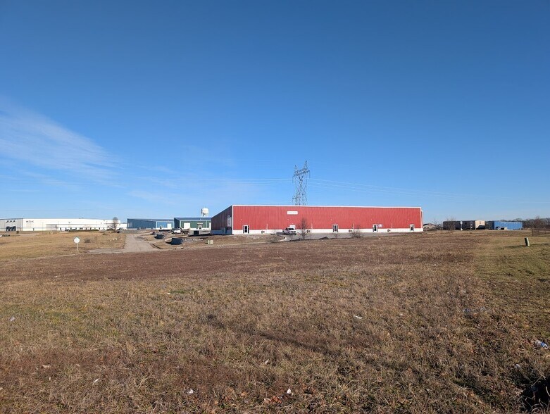 More Photos Of 245 Woody Stephens blvd, Midway Land For Lease