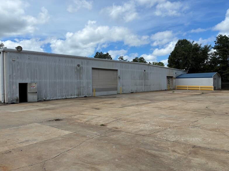 More Photos Of 3995 Pine Ln SE, Bessemer Manufacturing For Lease