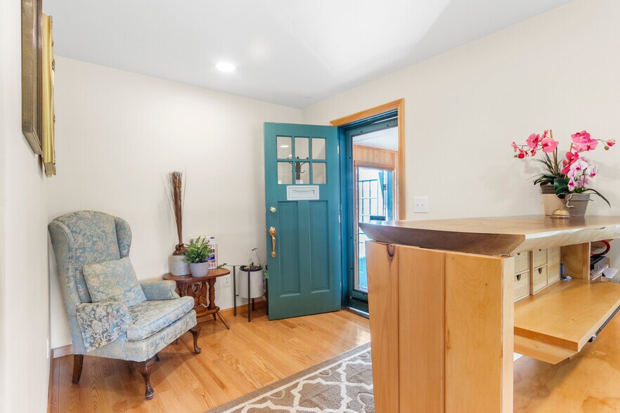 More Photos Of 3093 US Highway 9, Valatie Apartments For Sale