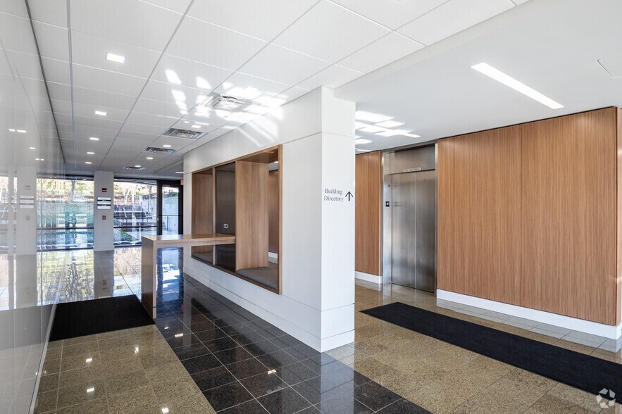 More Photos Of 5200 Maryland Way, Brentwood Office Residential For Lease