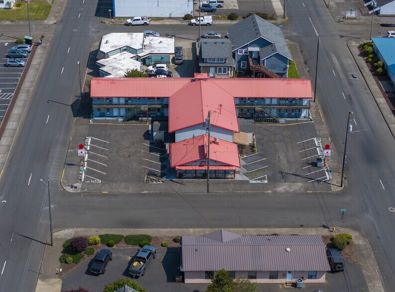 More Photos Of 815 Main Ave, Tillamook Hotel For Sale
