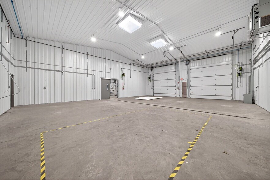 More Photos Of 1834 Outer Hwy 61 hwy, Moscow Mills Flex For Sale
