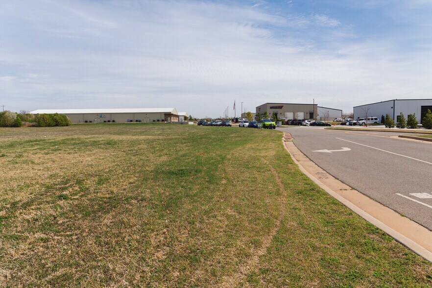 More Photos Of Hundred Oaks (Lots 1A 1B 1C), Edmond Land For Sale