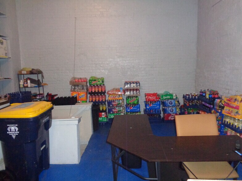 More Photos Of 3445 Woodland Ave, Kansas City General Retail For Sale