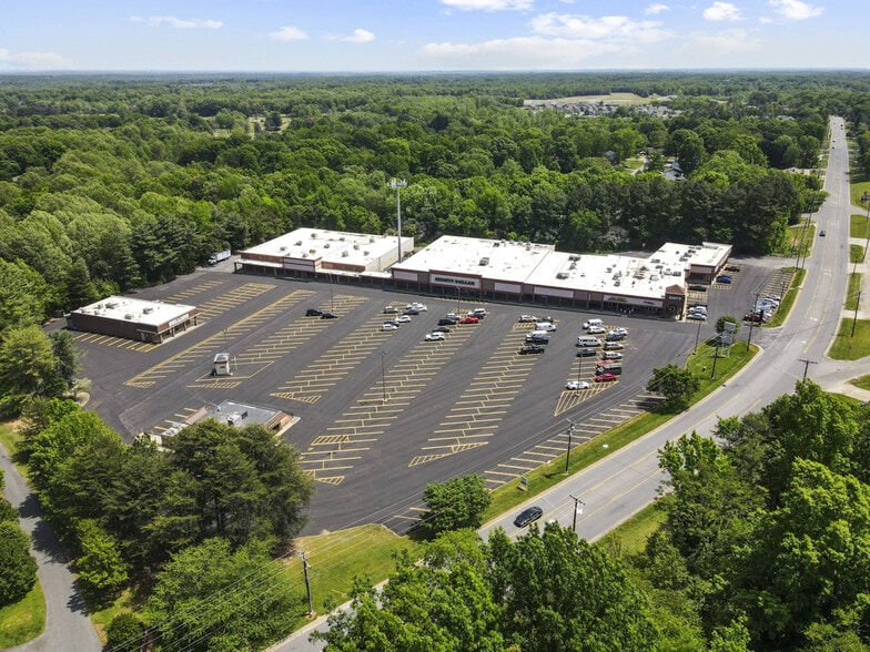 More Photos Of 3000-3284 Union Rd, Gastonia Unknown For Lease