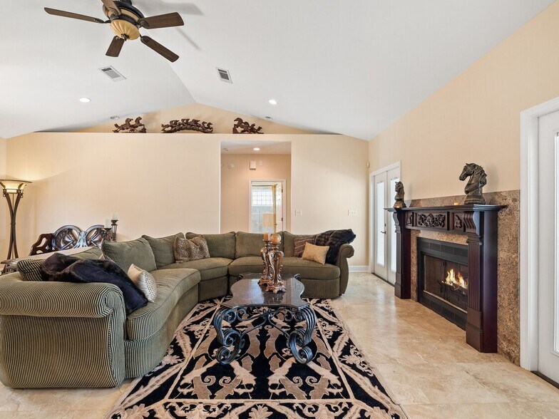 More Photos Of 5676 State Highway 2 W, Defuniak Springs Horse Stables For Sale