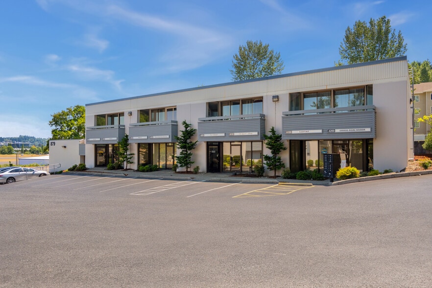 More Photos Of 901 Rainier Ave N, Renton Unknown For Lease