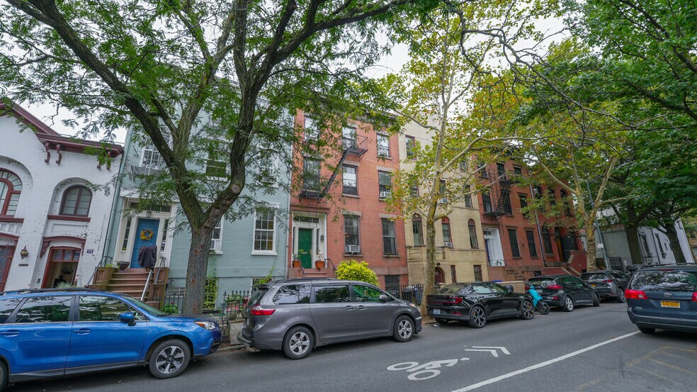 Primary Photo Of 168 Pacific St, Brooklyn Apartments For Sale