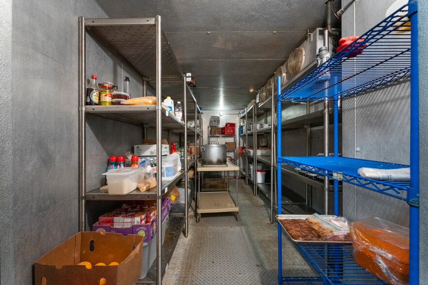 More Photos Of 7373 Comfort Inn Dr, Warrenton General Retail For Sale