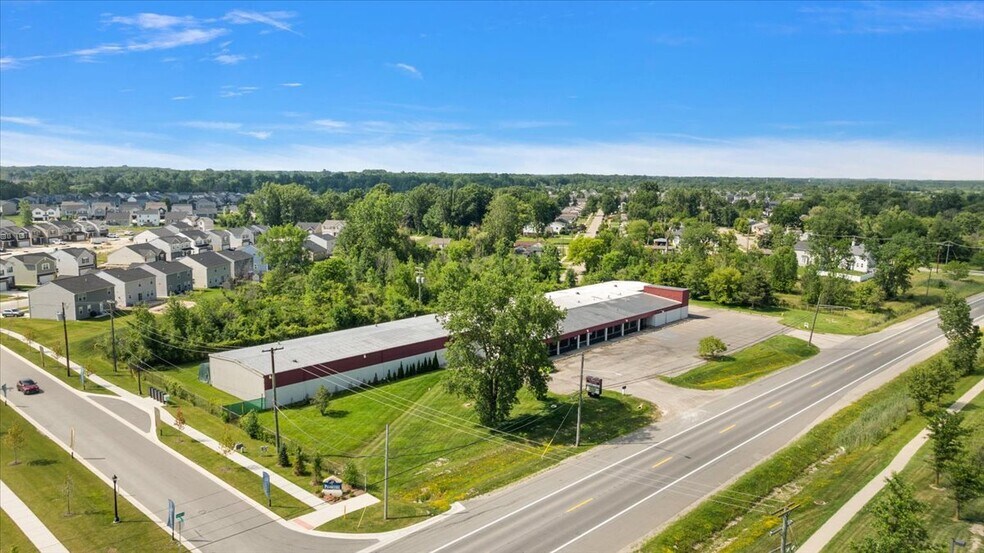 More Photos Of 58233 Gratiot Ave, New Haven Manufacturing For Sale