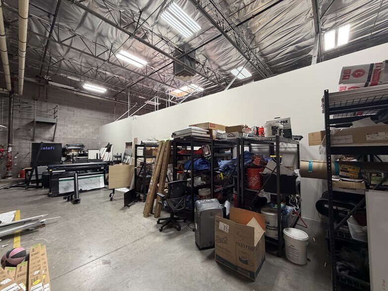 More Photos Of 2848 N Omaha St, Mesa Warehouse For Lease