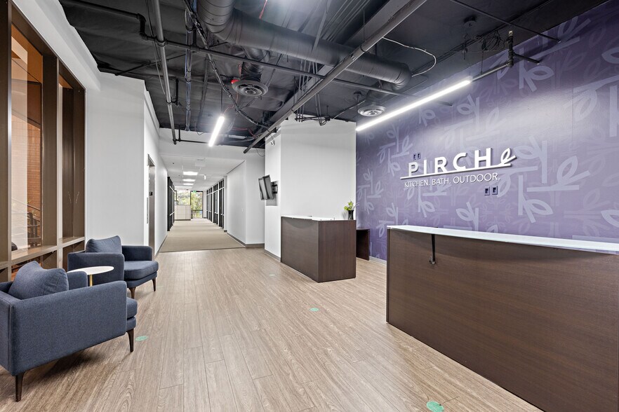 More Photos Of 2714 Loker Ave W, Carlsbad Office For Lease