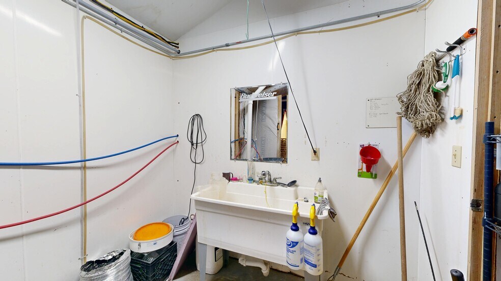 More Photos Of 444 Smithfield Rd, Belgrade Convenience Store For Sale