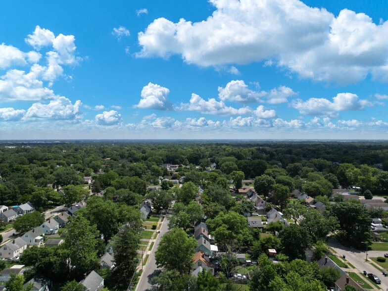 More Photos Of 2931-2935 Mcguffey Rd, Columbus Apartments For Sale