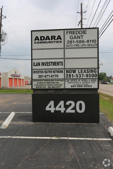 More Photos Of 4420 W FM-1960, Houston Office For Sale