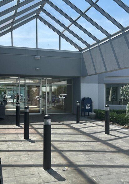 More Photos Of 877 Stewart Ave, Garden City Medical For Sale