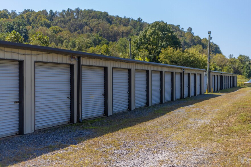More Photos Of 622 Barnetts Run Rd, Bridgeport Self Storage For Sale
