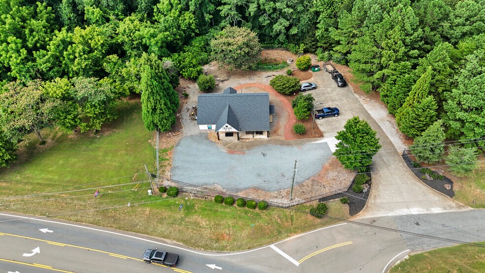 More Photos Of 100 Pearidge Rd, Canton Freestanding For Sale