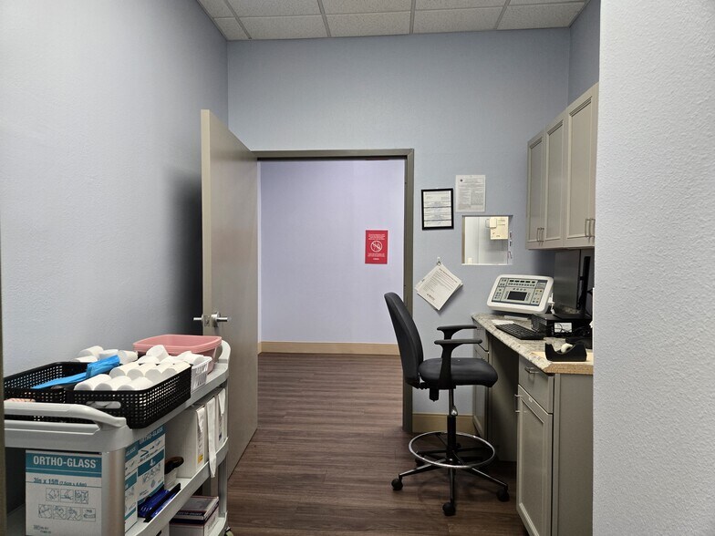 More Photos Of 7620 Gunn Hwy, Tampa Unknown For Lease