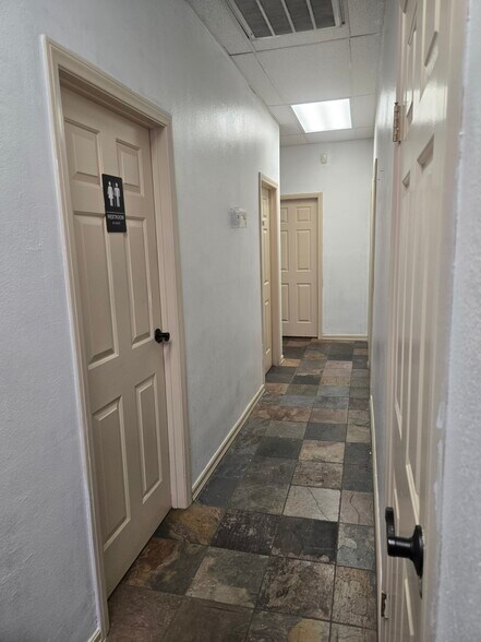 More Photos Of 3651 Lindell Rd, Las Vegas Medical For Lease