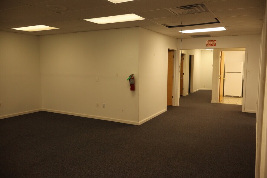 More Photos Of 200 Haddonfield Berlin, Gibbsboro Office For Lease