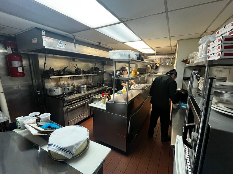 More Photos Of 39 E 19th St, New York Apartments For Sale