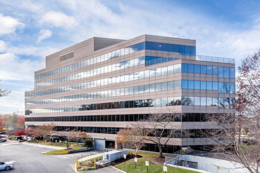 Primary Photo Of 6550 Rock Spring Dr, Bethesda Office For Lease