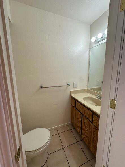 More Photos Of 3337 La Canada Dr, Cameron Park Apartments For Sale