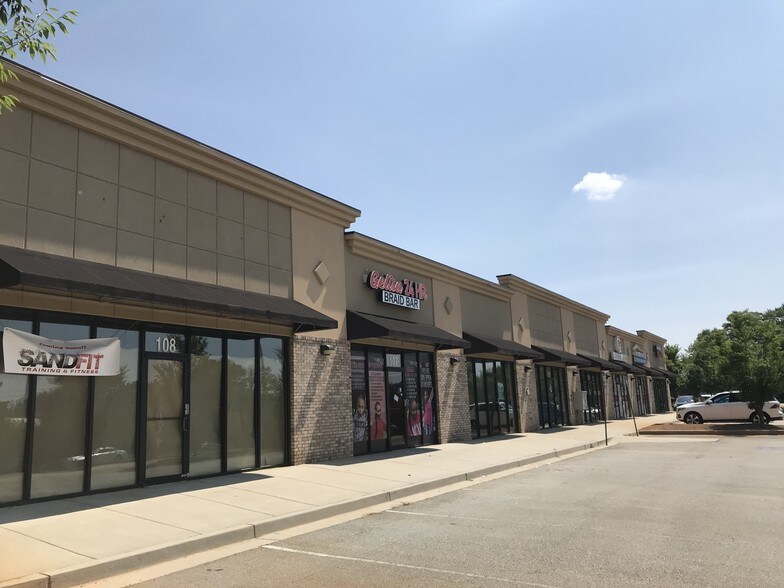 More Photos Of 1820 Noah's Ark Rd, Jonesboro Storefront For Lease